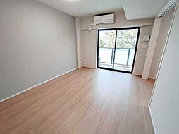 叡山電鉄叡山本線 一乗寺駅 徒歩10分の賃貸マンション 4階3LDKのリビング/ダイニング