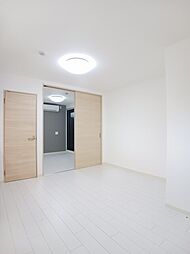 近鉄奈良線 若江岩田駅 徒歩6分の賃貸アパート 2階1LDKのリビング/ダイニング