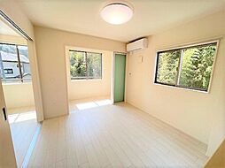 JR横浜線 淵野辺駅 バス18分 日大三高下車 徒歩15分の賃貸アパート 2階2LDKのリビング/ダイニング