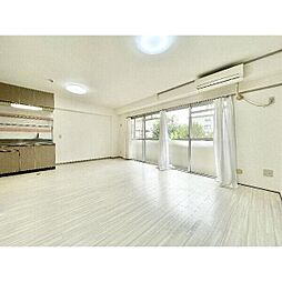 ル・シエール鏡島 102 1階1LDKのリビング/ダイニング