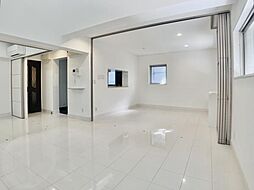 東京メトロ日比谷線 六本木駅 徒歩7分の賃貸一戸建て 1階5LDKのリビング/ダイニング