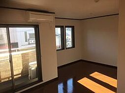 エンブレム 101 1階ワンルームの室内