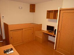 レオパレスＹＵＫＡ 209 2階1Kのリビング/ダイニング