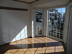 近鉄名古屋線 近鉄富田駅 徒歩14分の賃貸アパート 1階2DKのリビング/ダイニング