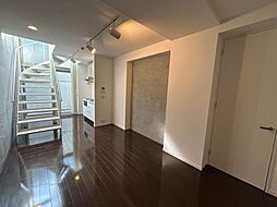 JR山手線 目黒駅 徒歩10分の賃貸マンション 1階1LDKのリビング/ダイニング