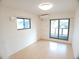 JR山陰本線 馬堀駅 徒歩19分の賃貸アパート 2階2LDKのリビング/ダイニング