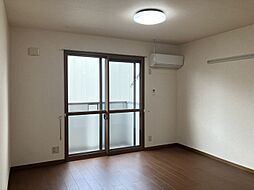 メルベーユ・メゾン 205 2階1Kのリビング/ダイニング