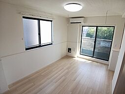 フォンテーヌ春日 201 2階1LDKのリビング/ダイニング