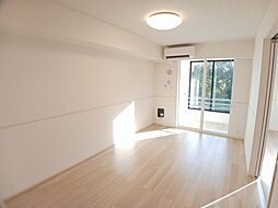 ミースII 102 1階1LDKのリビング/ダイニング