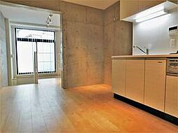 東京メトロ千代田線 代々木上原駅 徒歩9分の賃貸マンション 1階1LDKのリビング/ダイニング