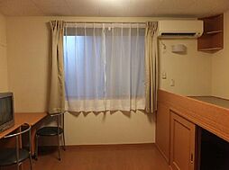 レオパレスサンロード 102 1階1Kのリビング/ダイニング