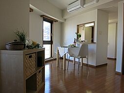 京王井の頭線 新代田駅 徒歩2分の賃貸マンション 5階1LDKのリビング/ダイニング