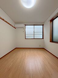 ヴェール多摩川 103 1階ワンルームのリビング/ダイニング