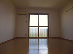 近鉄名古屋線 桑名駅 バス17分 警察前（三重交通バス）下車 徒歩4分の賃貸アパート 2階1Kのリビング/ダイニング