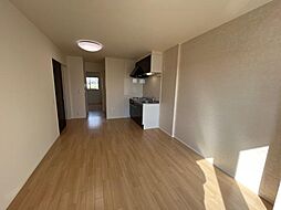 ルナ　ハウス 2階1LDKのリビング/ダイニング