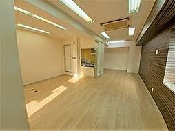 メゾン・ド・アルドゥール 203 2階2DKのリビング/ダイニング