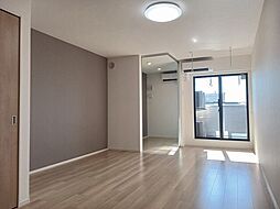 オイコス　ミューII 202 2階1LDKのリビング/ダイニング