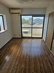 グランドール 301 3階3DKのリビング/ダイニング