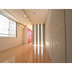 東急東横線 祐天寺駅 徒歩5分の賃貸マンション 1階1LDKのリビング/ダイニング