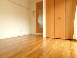 都営大江戸線 西新宿五丁目駅 徒歩11分の賃貸マンション 3階1Kのリビング/ダイニング