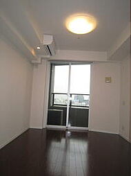 JR山手線 新宿駅 徒歩8分の賃貸マンション 12階1Kのリビング/ダイニング