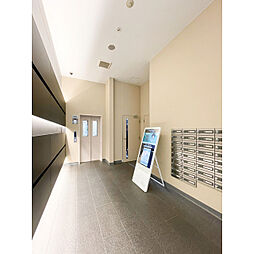 JR山手線 西日暮里駅 徒歩5分の賃貸マンション 11階1Kのリビング/ダイニング