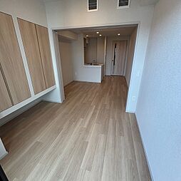 小田急小田原線 東北沢駅 徒歩2分の賃貸マンション 5階1LDKのリビング/ダイニング