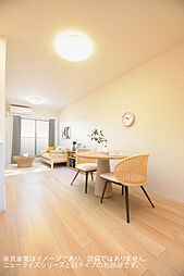 三岐鉄道北勢線 楚原駅 徒歩8分の賃貸アパート 2階2LDKのリビング/ダイニング