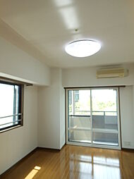 JR山手線 渋谷駅 徒歩14分の賃貸マンション 2階1Kのリビング/ダイニング