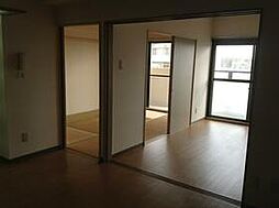 JR武蔵野線 新秋津駅 徒歩16分の賃貸マンション 3階3LDKの室内