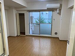 アパルトマンII 202 2階ワンルームのリビング/ダイニング