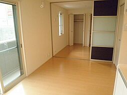 メディフィス西府 201 2階2LDKのリビング/ダイニング