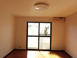 東武伊勢崎線 新伊勢崎駅 5.8kmの賃貸マンション 1階1Kのリビング/ダイニング