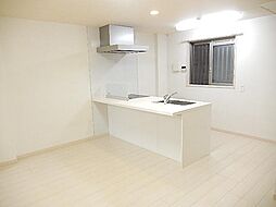 JR中央線 立川駅 バス20分 三本榎下車 徒歩4分の賃貸マンション 1階2LDKのリビング/ダイニング