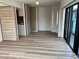 アールブラン武蔵新城 201 2階4LDKのリビング/ダイニング