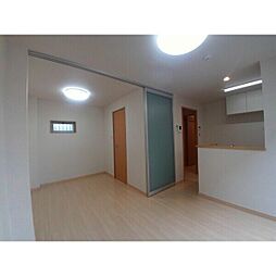 近鉄鈴鹿線 三日市駅 徒歩9分の賃貸アパート 1階1Kのリビング/ダイニング