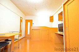 レオパレスグランドール 110 1階1Kのリビング/ダイニング