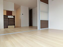 JR南武線 平間駅 徒歩8分の賃貸アパート 1階1LDKのリビング/ダイニング