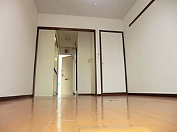 コツカハイツ 102 1階ワンルームのリビング/ダイニング