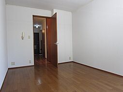 京王線 調布駅 徒歩5分の賃貸アパート 2階1Kのリビング/ダイニング