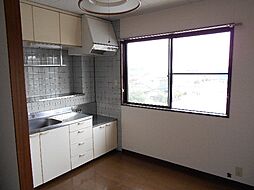 グンチクハイム 202 2階2DKのリビング/ダイニング