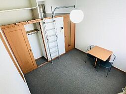 レオパレス紅梅 2階1Kのリビング/ダイニング