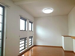 セレノ味美 205 2階1LDKのリビング/ダイニング