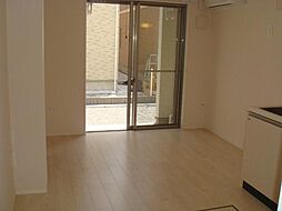 エラン 1階1LDKのリビング/ダイニング