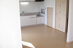 プリムローズ・ＣＫ 201 2階2LDKのリビング/ダイニング