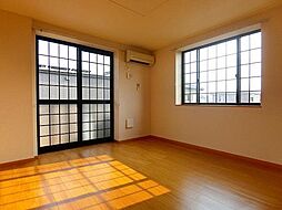 シャルマン・ドゥ・ヴィラＡ 202 2階2LDKのリビング/ダイニング