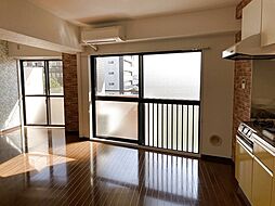 アムール 502 5階2LDKのリビング/ダイニング