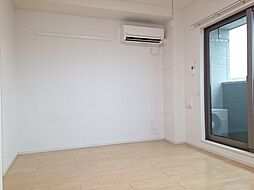 阪急伊丹線 伊丹駅 徒歩11分の賃貸アパート 3階1Kのリビング/ダイニング