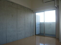 東京メトロ日比谷線 北千住駅 徒歩13分の賃貸マンション 4階1Kのリビング/ダイニング