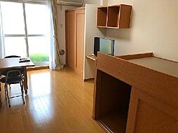 レオパレスベガIII 205 2階1Kのリビング/ダイニング